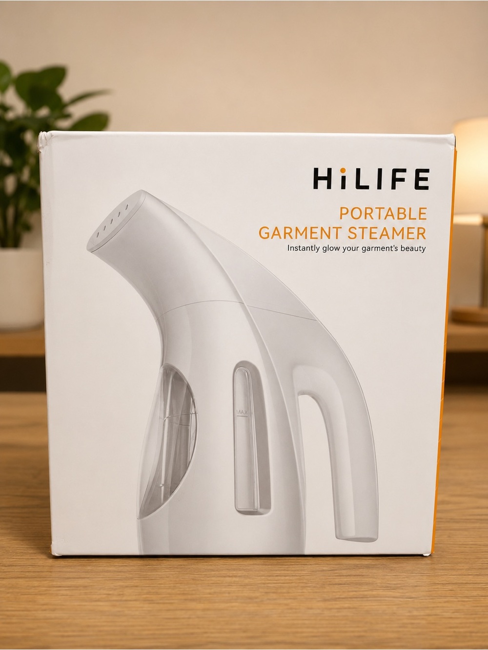 {FIRM PRICE} HiLiFE Portable Garment Steamer 700W - Color says Black